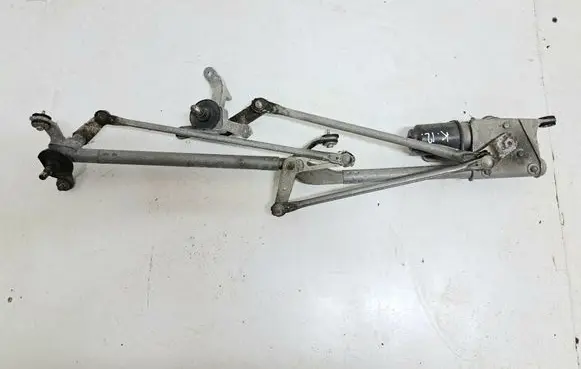Front wiper linkage and motor