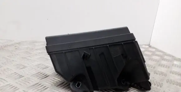 Volkswagen PASSAT B8 Fuse box set 5Q0907361B 5Q0927165D 5Q0937132B