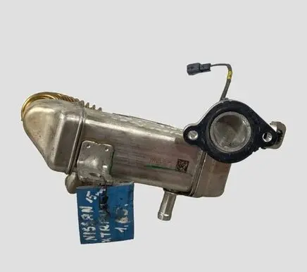 Nissan X-Trail T32 EGR valve cooler 147350678R 29515C0294