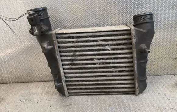 Audi A4 S4 B7 8E 8H Intercooler radiator 8E0145805AA