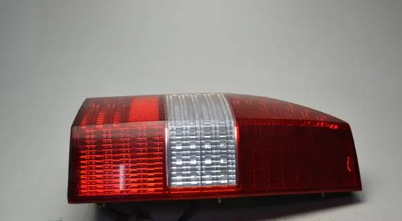 Mitsubishi Space Wagon Rear/tail lights