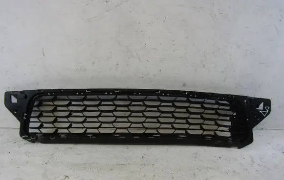 Dacia Duster Front grill 622540347R