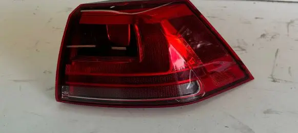 Volkswagen Golf VII Rear/tail lights 2VA01197706 5GM945096B 00146904
