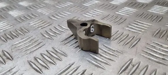 BMW 3 F30 F35 F31 Fuel Injector clamp holder 