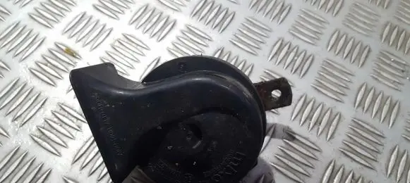 Volvo S70 V70 V70 XC Horn signal E200884
