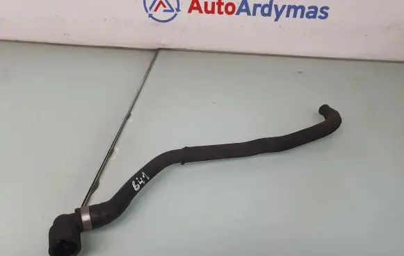 Engine coolant pipe/hose