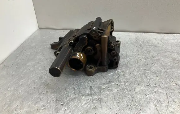 BMW 5 E60 E61 Oil pump 7560250 7545939