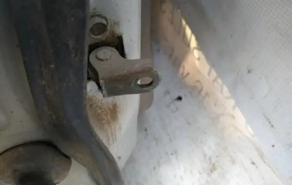 Nissan Almera N16 Front door check strap stopper 