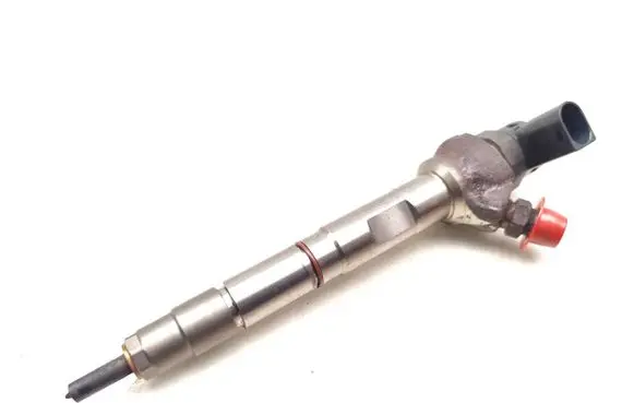 Audi A5 Fuel injector 04L130277AE 0445110471