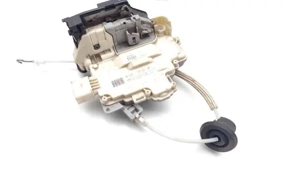 Audi Q7 4L Front door lock 3C2837016A