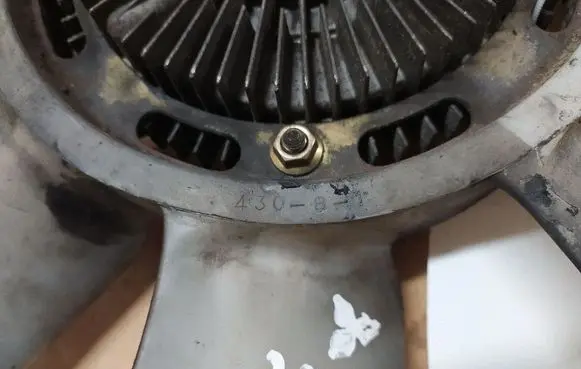 Mitsubishi Pajero Viscous fan clutch