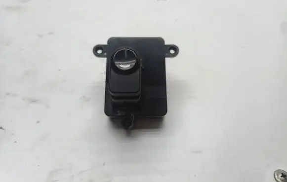 Hyundai i30 Electric window control switch 935752L010