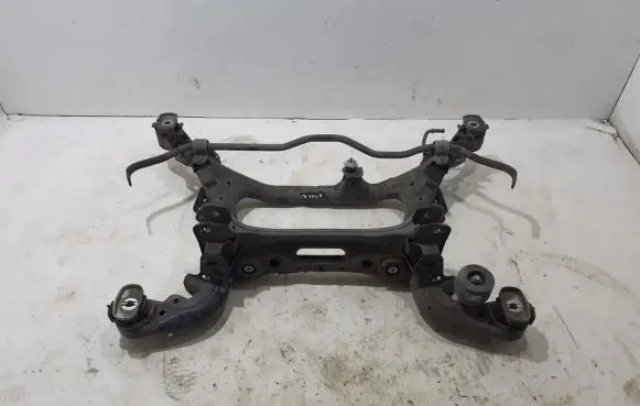 Volkswagen Touareg III Rear axle beam 4M0505235BS