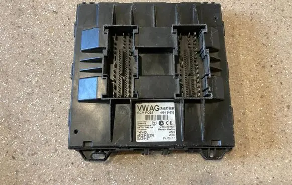Volkswagen Polo V 6R Comfort/convenience module 6R0937088F