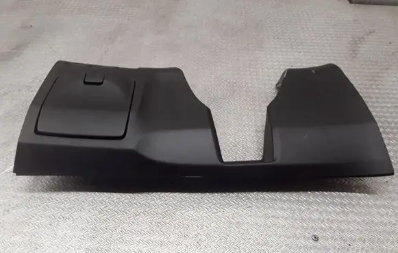 Dashboard side end trim