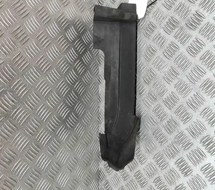 Audi Q7 4M Fender end trim 4M0821170C