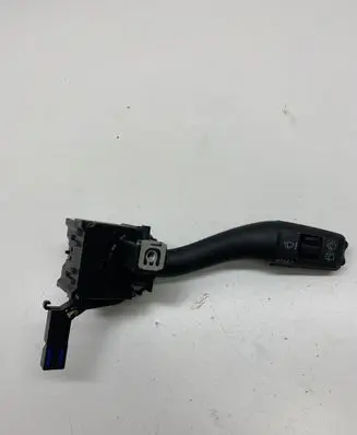 Audi A3 S3 A3 Sportback 8P Wiper control stalk 8P0953519A 01203610 20361850205615