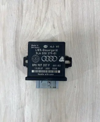 Audi A6 S6 C6 4F Light module LCM 5LA00837901 8P0907357F