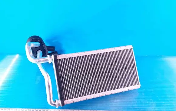 Toyota Sienna XL40 IV Heater blower radiator 8712828010