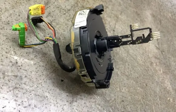 Mercedes-Benz GL X164 Airbag slip ring squib (SRS ring) A1714640518 04311402