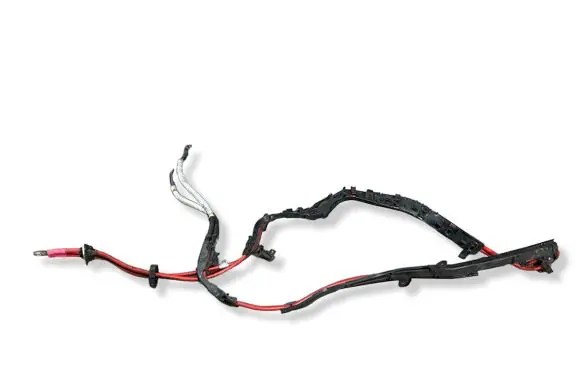 BMW M5 F90 Positive cable (battery) 6807323 EEG685 621715101