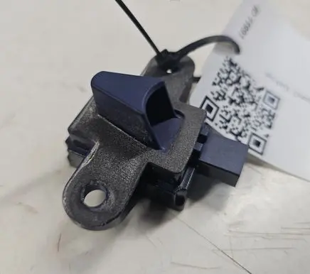 Mercedes-Benz E W212 Airbag deployment crash/impact sensor A2128205026