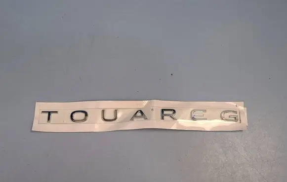 Volkswagen Touareg III Manufacturers badge/model letters 760853687D