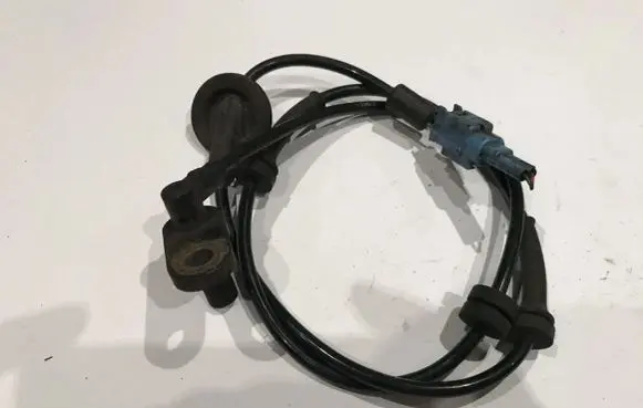 Nissan Micra ABS brake wheel speed sensor 0265007357