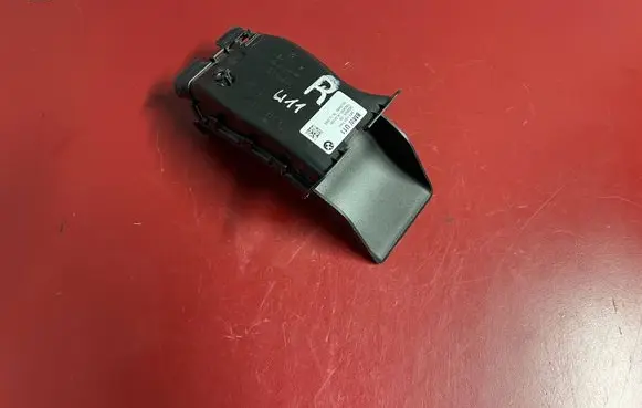 BMW X1 U11 Brake cooling air channel/duct 9883604