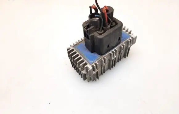 Opel Zafira A Glow plug pre-heat relay 51299014B