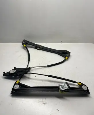 Volkswagen Polo V 6R Front window lifting mechanism without motor 