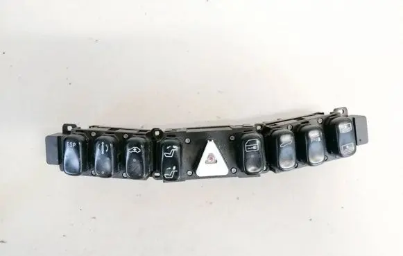 Mercedes-Benz S W220 Hazard light switch 2208216051 3304.150010