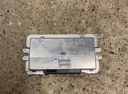 BMW 5 F10 F11 Air suspension control unit module (rear) 37146855951 00404884F8 000365868