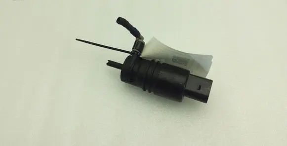 BMW 5 F10 F11 Windscreen/windshield washer pump 6934160 67126934160