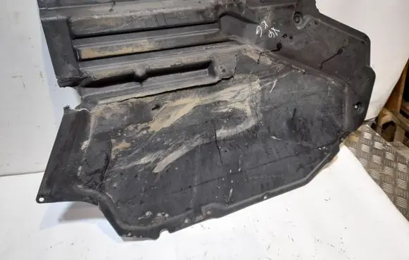 BMW X6 E71 Rear underbody cover/under tray 51757158405 7158405