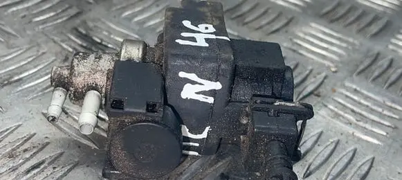 Renault Scenic I Turbo solenoid valve 820027045