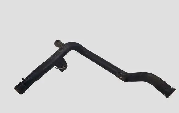 Volkswagen PASSAT B6 Engine coolant pipe/hose 03L121065T
