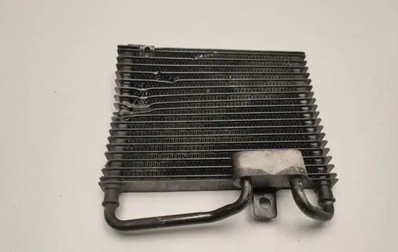 Mercedes-Benz E W211 Optional radiator A0005000500