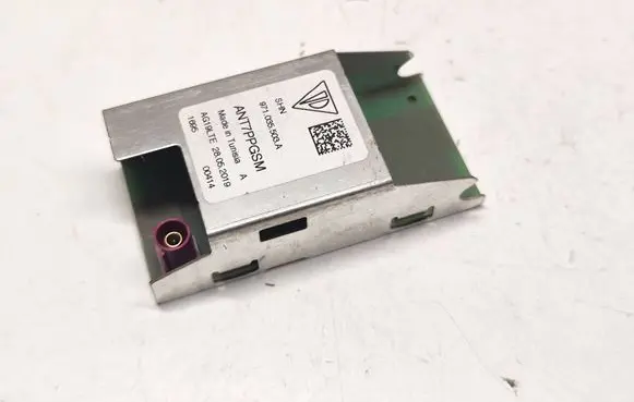 Porsche Macan (95B) Aerial antenna amplifier 971035503A ANT7PPGSM