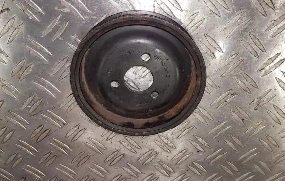 Audi A4 S4 B5 8D Power steering pump pulley 058145255b