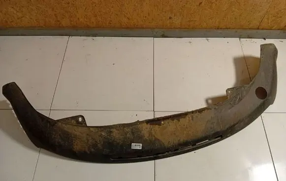 Volkswagen PASSAT B5 Front bumper lip 3B0805903