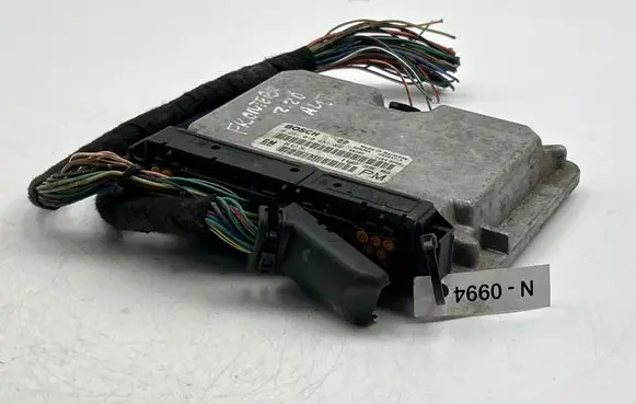 Opel Frontera B Engine control unit/module 0281010451 28SA4715 24417291
