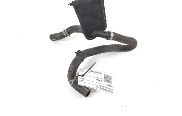 Volvo V60 Engine coolant pipe/hose 31338297