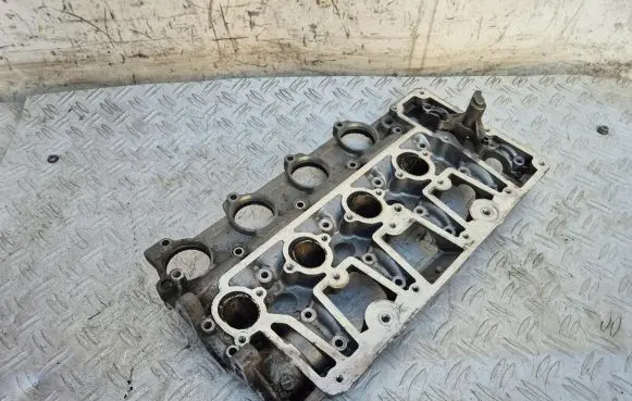 Ford Mondeo MK IV Rocker cam cover 9682446510
