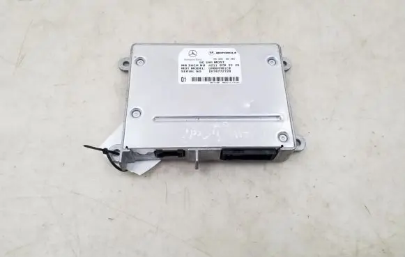 Mercedes-Benz E W211 Bluetooth control unit module A2118705526