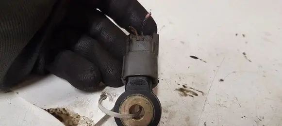 Nissan Almera N16 Detonation knock sensor S107218001