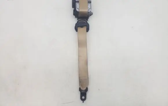 Mercedes-Benz CLS C219 Front seatbelt A2118605686