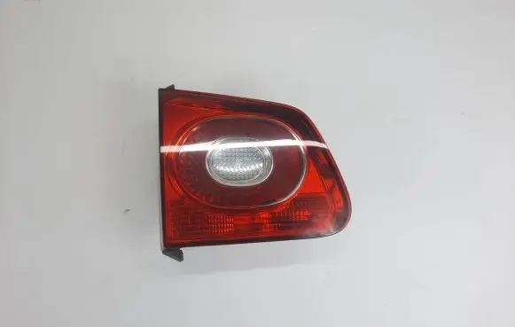 Volkswagen Tiguan Tailgate rear/tail lights 5N0945093C