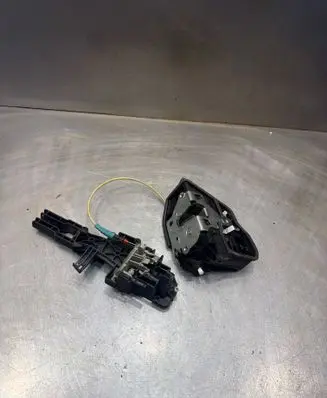BMW 1 E81 E87 Rear door lock 7229459