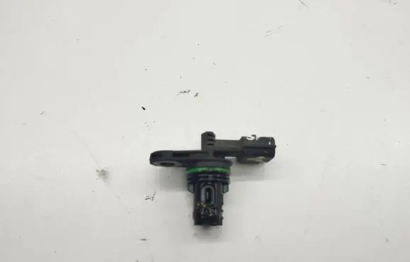 Mercedes-Benz B W246 W242 Camshaft position sensor 237310776R